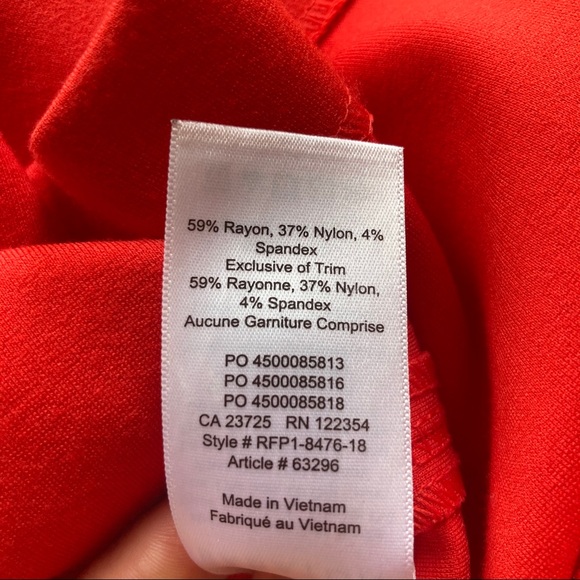 Aritzia off the shoulder sexy red dress, size 2 - Picture 16 of 16